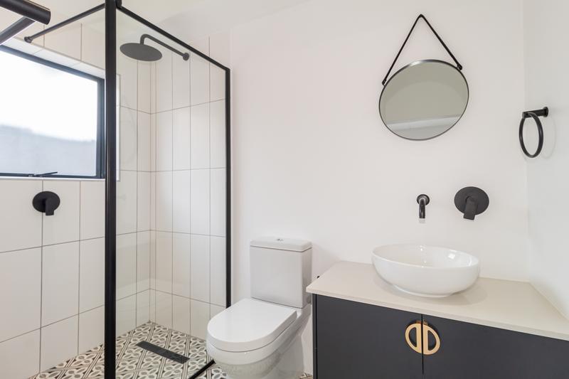 5 Bedroom Property for Sale in Myburgh Park Western Cape